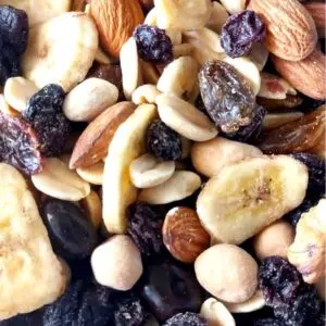 Mix de frutos secos clásico con maní, almendras, pasas y nuez